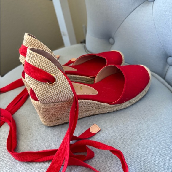 Red wedges lace up - like new size 6 - Picture 12 of 12